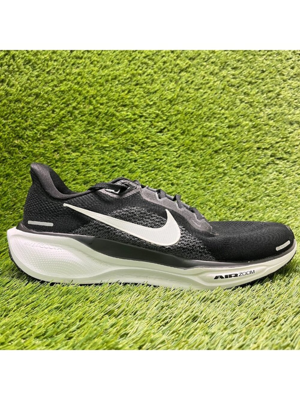 Nike Air Zoom Pegasus 41 Mens Size 10 Black Athletic Running Shoes Sneakers